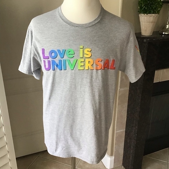 Universal Other - Universal Studios Orlando FL Love Is Universal T-shirt LARGE Team Member Rainbow
